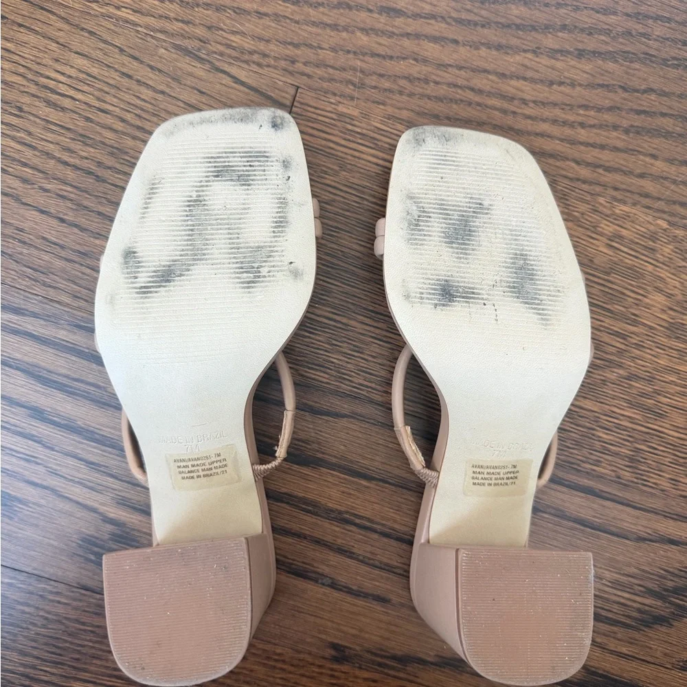 Steve Madden Women's Cream Heeled Sandals - Picture 3 of 4